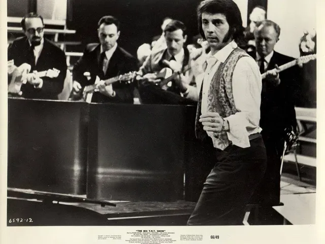4 guitar greats playing for Phil Spector